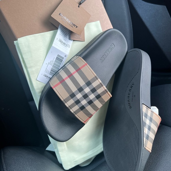 Open toe slides - Picture 4 of 5